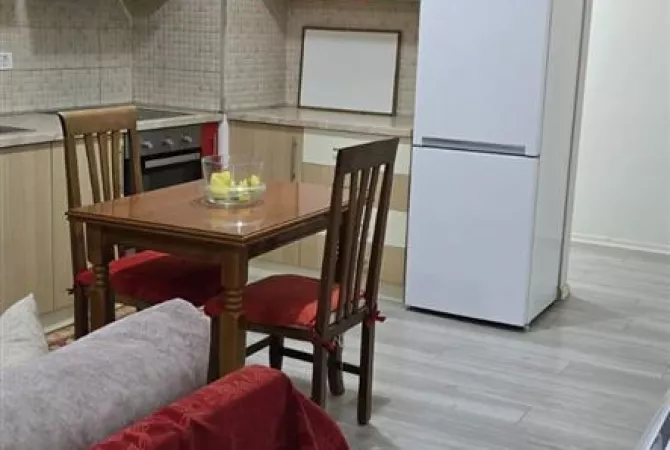 Shtepi me qera Apartament ne Tirane, 2+1, Mobilimi E mobiluar, Pagesa 45,000  Leke.