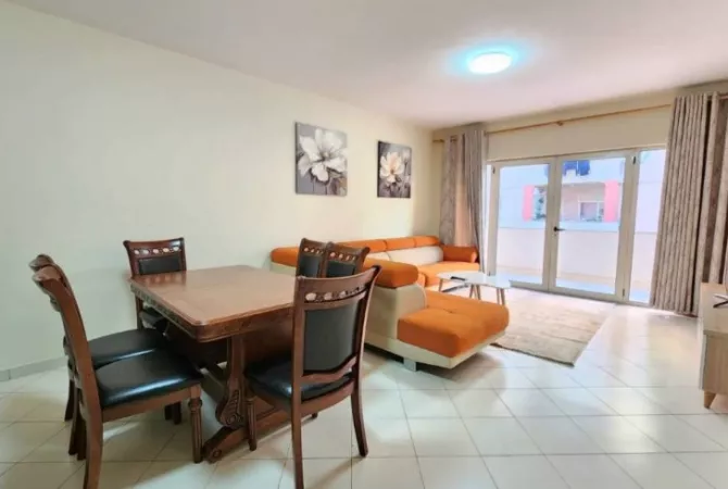 Apartament 2+1 me qera ne Astir, pran rrethrrotullimit (50,000 Leke)