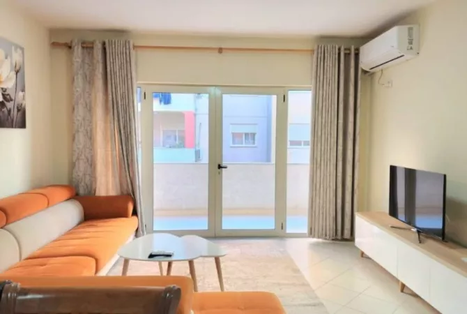 Shtepi me qera Apartament ne Tirane, 2+1, Mobilimi E mobiluar, Pagesa 50,000  Leke.