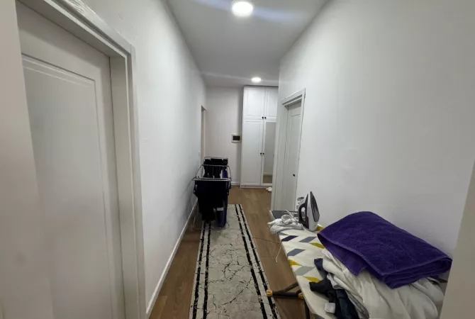 Shtepi ne shitje Apartament ne Tirane, 2+1, Mobilimi E mobiluar, Pagesa 155,000  Euro.