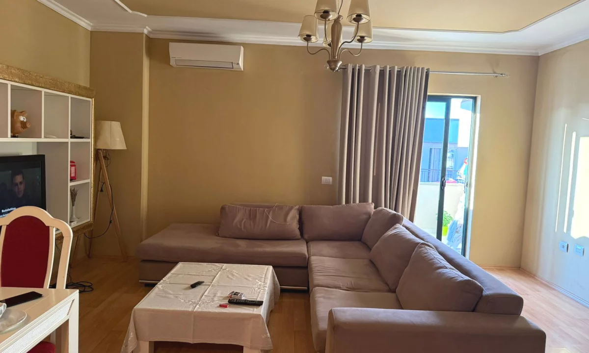 Shtepi me qera Apartament ne Tirane, 2+1, Mobilimi E mobiluar, Pagesa 450  Euro.