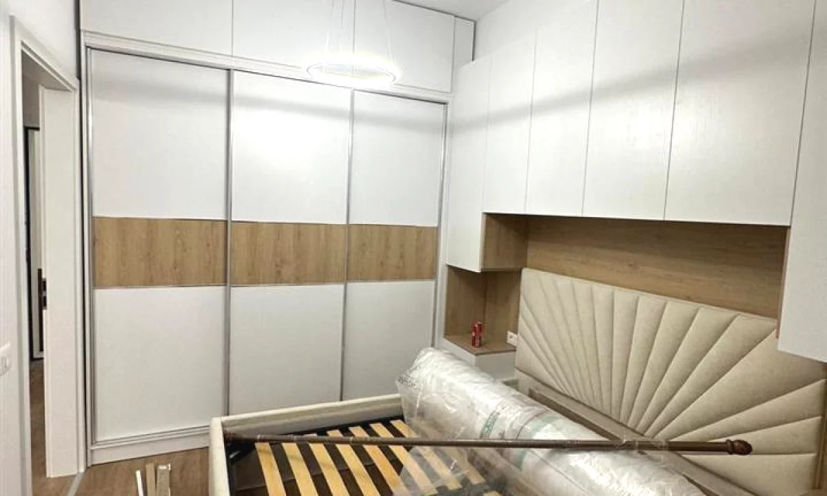 Shtepi me qera Apartament ne Tirane, 1+1, Mobilimi E mobiluar, Pagesa 42,000  Leke.