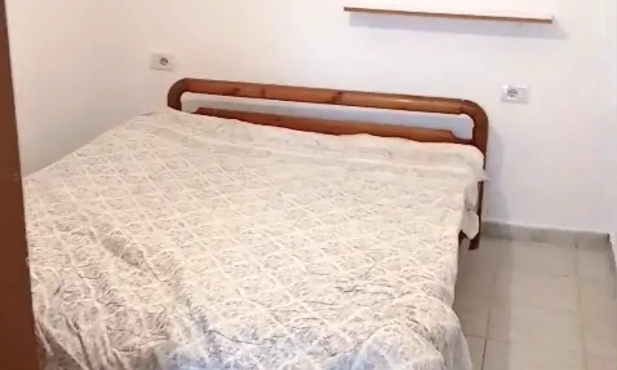 Shtepi me qera Apartament ne Tirane, 1+1, Mobilimi E mobiluar, Pagesa 30,000  Leke.