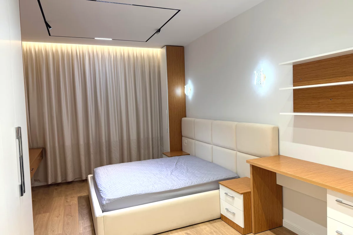Shtepi me qera Apartament ne Tirane, 2+1, Mobilimi E mobiluar, Pagesa 75,000  Leke.