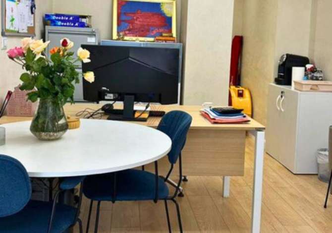 Qera 350€, Zyre tek Blv. Bajram Curri