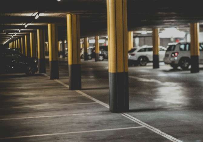 Business Property in Sale Garsoniere in Tirana - 20,000 Euro