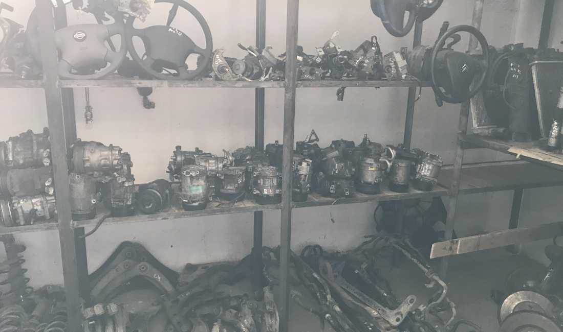 Shiten pjese kembimi per makina japoneze dhe franceze. Cmime konkurruese