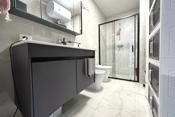 Shtepi ne shitje Apartament ne Tirane, 3+1, Mobilimi E mobiluar, Pagesa 300,000  Euro.