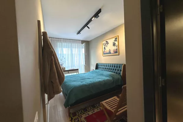 Shtepi ne shitje Apartament ne Tirane, 3+1, Mobilimi E mobiluar, Pagesa 300,000  Euro.