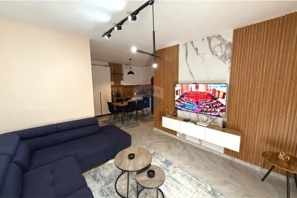 Shtepi ne shitje Apartament ne Tirane, 2+1, Mobilimi E mobiluar, Pagesa 115,000  Euro.