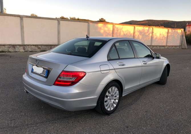 Noleggio Auto a Tirana - 50 Euro