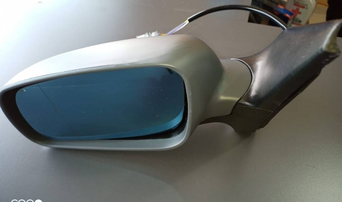 Pasqyre e re elektrike per Volkswagen Golf 4, krahu i shoferit.