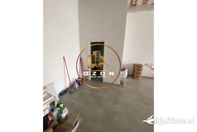 Business Property in Sale 1+1 in Tirana - 260,000 Euro