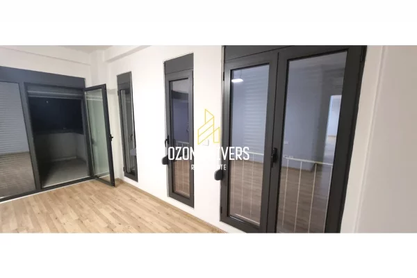 Apartment for rent in Tirana 2+1, Emty