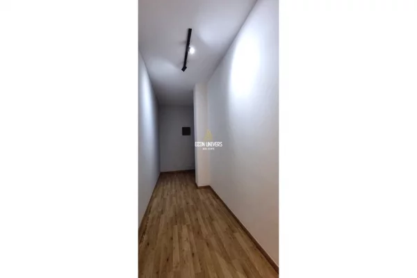 Apartment for rent in Tirana 2+1, Emty