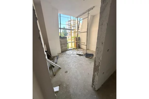 Appartamento in vendita a Tirana 2+1, Vuoto