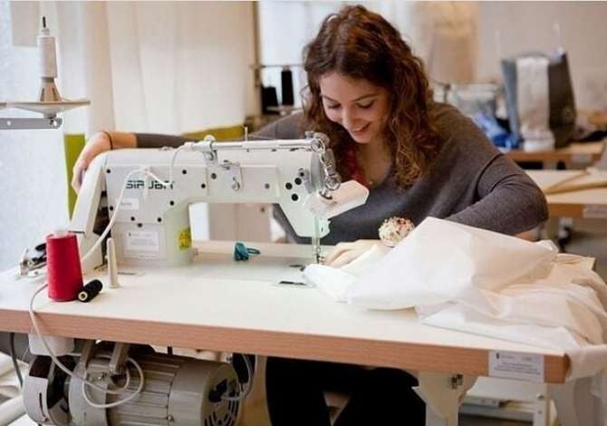 Njoftime Pune per Punetore Makiniste, Punetore Hekurosje dhe Punonjes Paketimi ne Tirane