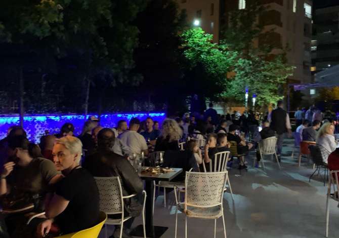 Njoftime Pune per Banakiere, Kamariere ne Tirane