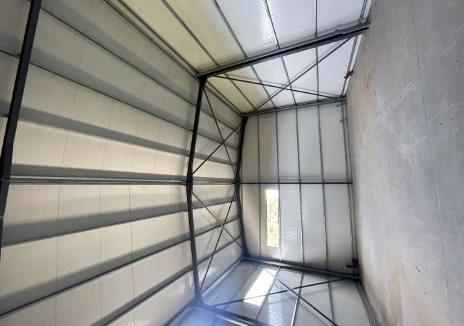 Ambient biznesi me qera 1+1 ne Tirane - 1,800 Euro