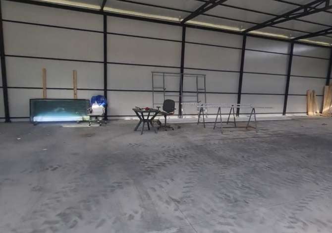 Business Property for Rent 4+1 in Tirana - 700 Euro