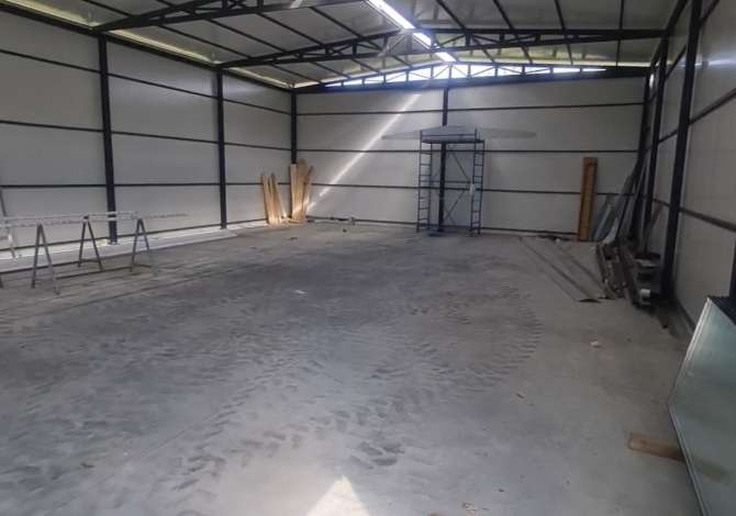 Business Property for Rent 4+1 in Tirana - 700 Euro