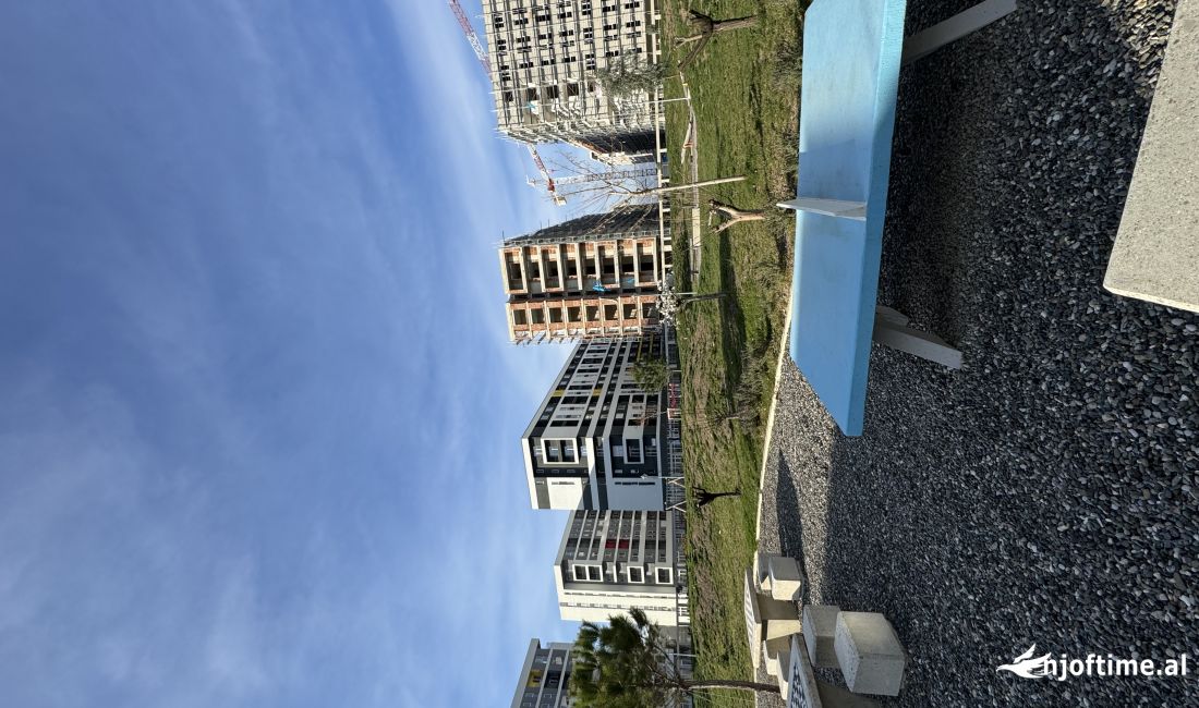 Shtepi ne shitje Apartament ne Tirane, 1+1, Mobilimi Bosh, pa mobiluar, Pagesa 64,000  Euro.