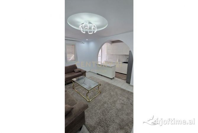 Ish Parku, Shesim apartament 2+1