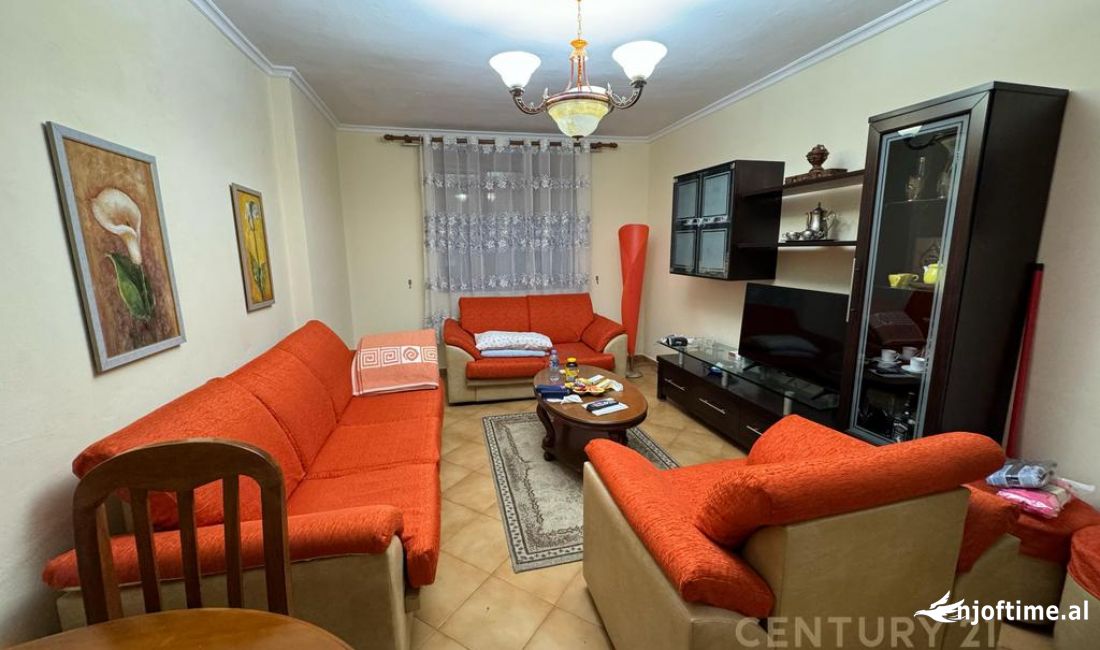 Shtepi me qera Apartament ne Tirane, 1+1, Mobilimi E mobiluar, Pagesa 400  Euro.