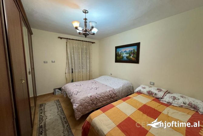 Shtepi me qera Apartament ne Tirane, 1+1, Mobilimi E mobiluar, Pagesa 400  Euro.