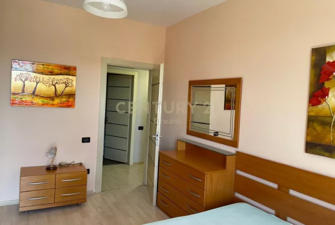 Shtepi me qera Apartament ne Tirane, 2+1, Mobilimi E mobiluar, Pagesa 550  Euro.