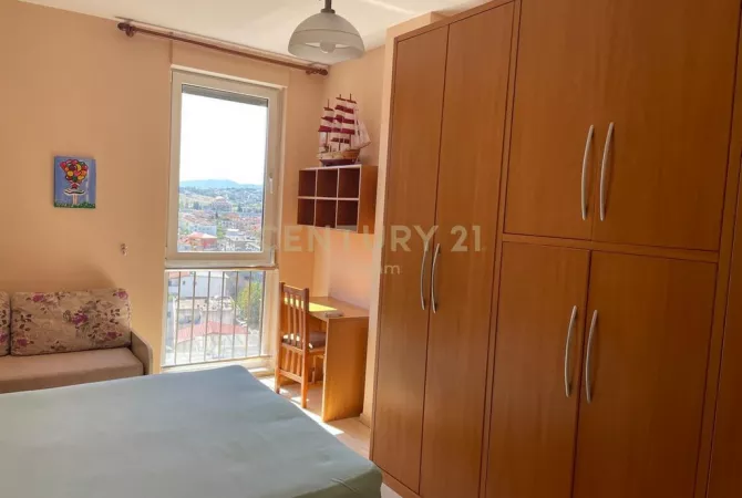 Shtepi me qera Apartament ne Tirane, 2+1, Mobilimi E mobiluar, Pagesa 550  Euro.