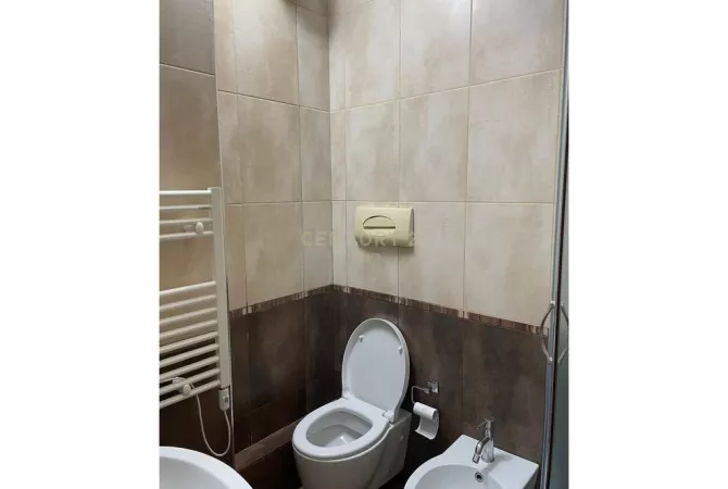 Xhamlliku, Japim apartament 2+1+2 per qira