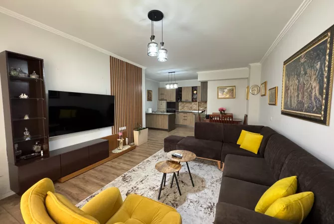 Fresku, Shesim super apartament 2+1+2