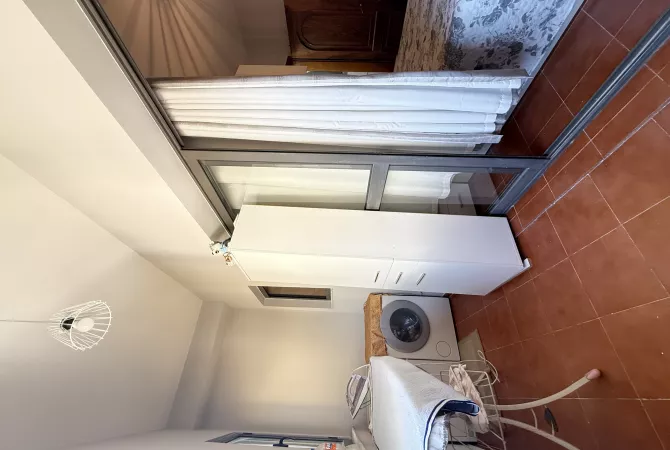 Shtepi me qera Apartament ne Tirane, 1+1, Mobilimi E mobiluar, Pagesa 500  Euro.