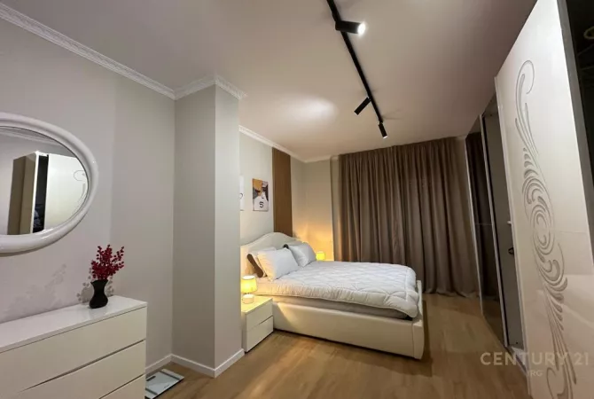 Shtepi me qera Apartament ne Tirane, 2+1, Mobilimi E mobiluar, Pagesa 1,500  Euro.