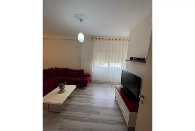 Shtepi ne shitje Apartament ne Tirane, 1+1, Mobilimi E mobiluar, Pagesa 113,000  Euro.