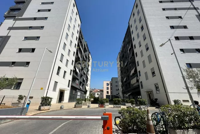 Kinostudio, Shesim apartament 2+1+2