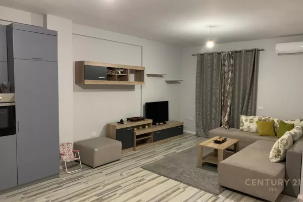 Shtepi ne shitje Apartament ne Tirane, 2+1, Mobilimi E mobiluar, Pagesa 135,000  Euro.