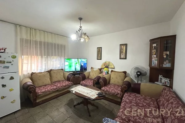 Shtepi ne shitje 1+1 ne Tirane - 85,000 Euro