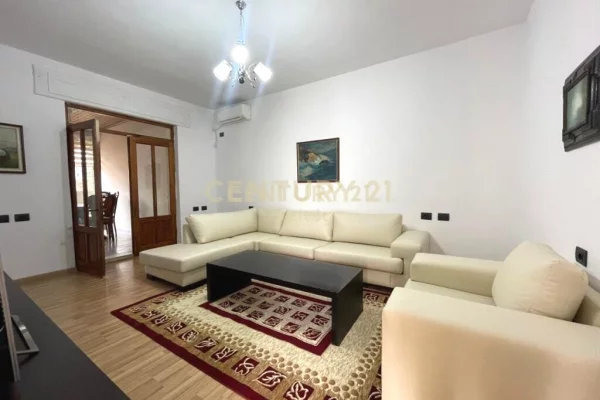 Shtepi me qera 2+1 ne Tirane - 500 Euro
