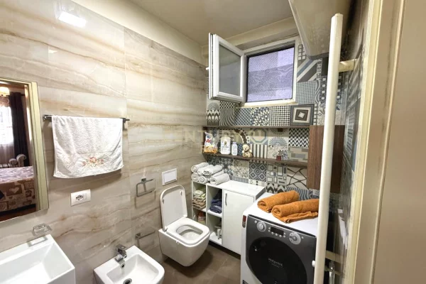 Appartamento in vendita a Tirana 3+1, Arredato