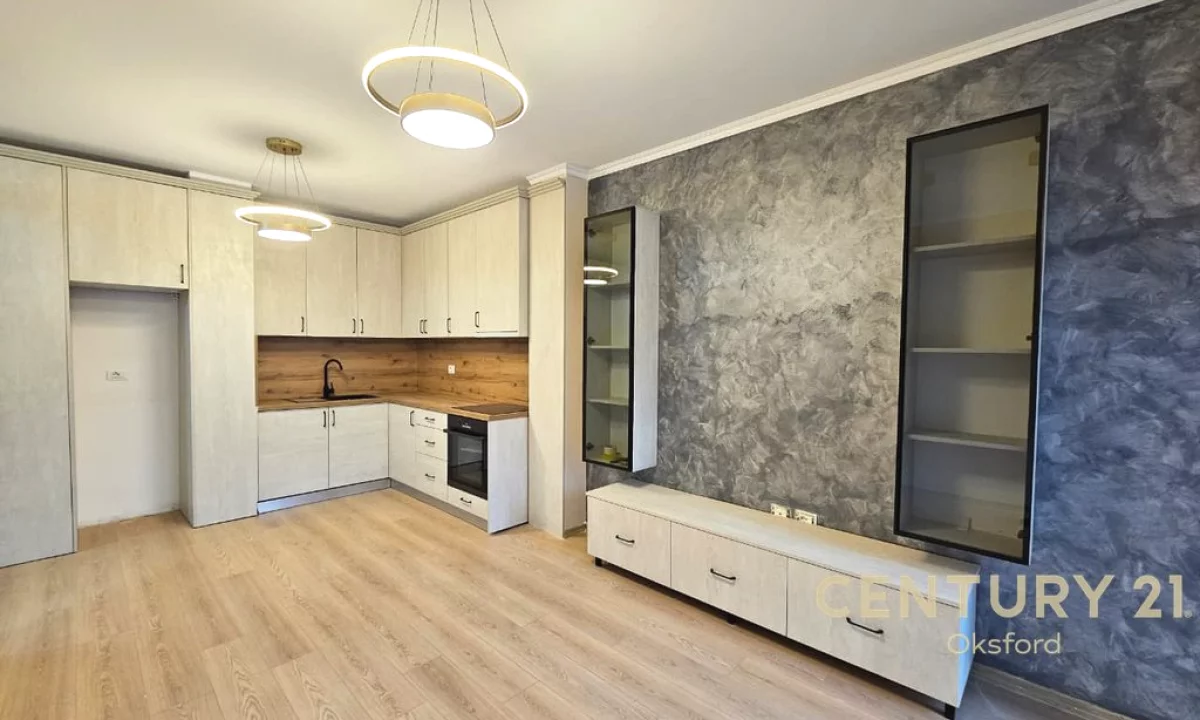 Shtepi ne shitje Apartament ne Tirane, 1+1, Mobilimi E mobiluar, Pagesa 155,000  Euro.