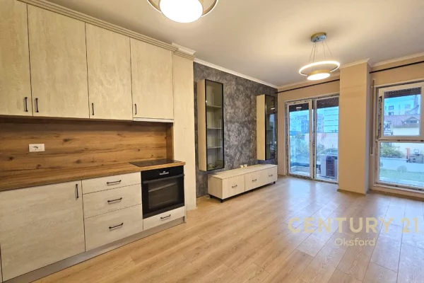 Shtepi ne shitje Apartament ne Tirane, 1+1, Mobilimi E mobiluar, Pagesa 155,000  Euro.