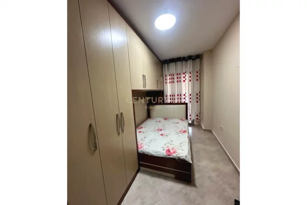 Shtepi me qera Apartament ne Tirane, 2+1, Mobilimi E mobiluar, Pagesa 630  Euro.