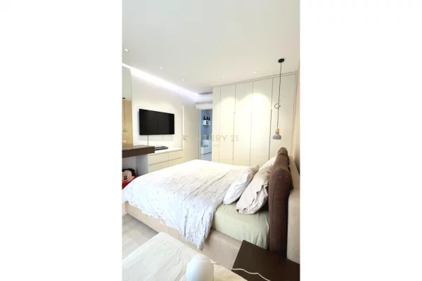 Appartamento in vendita a Tirana 1+1, Arredato