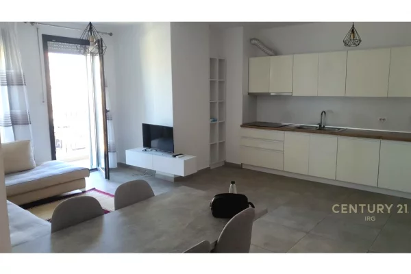 Shtepi me qera Apartament ne Tirane, 2+1, Mobilimi E mobiluar, Pagesa 600  Euro.