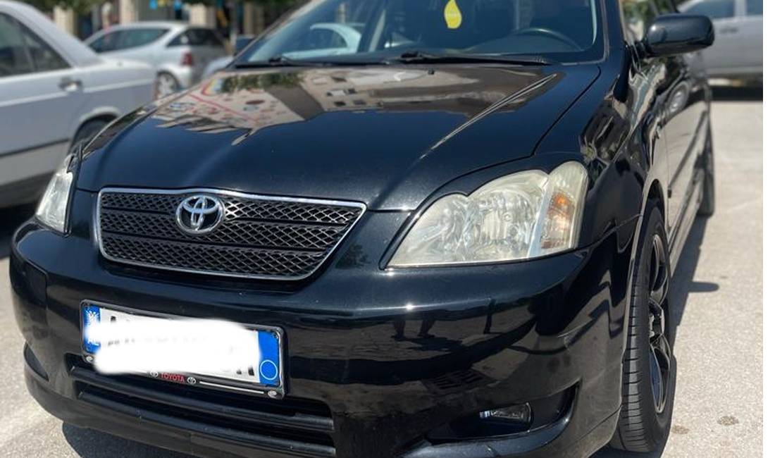 Jepet me qera Toyota Corolla per vetem 30 euro dita