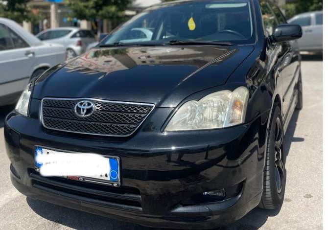 Jepet me qera Toyota Corolla per vetem 30 euro dita