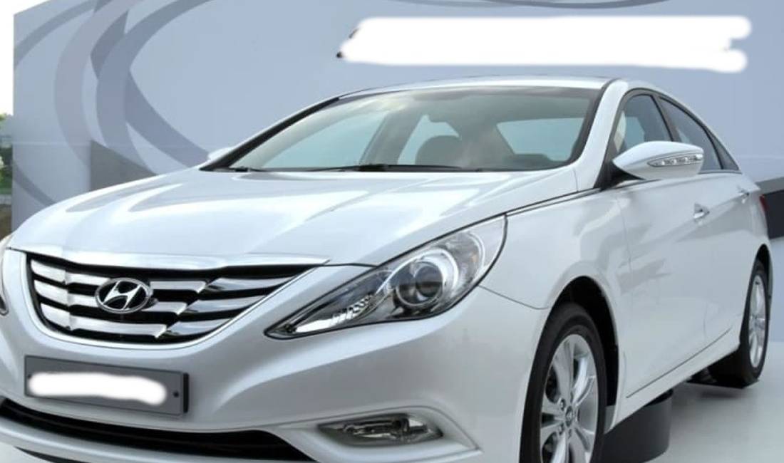 Jepet me qera Hyundai Sonata per vetem 40 euro dita
