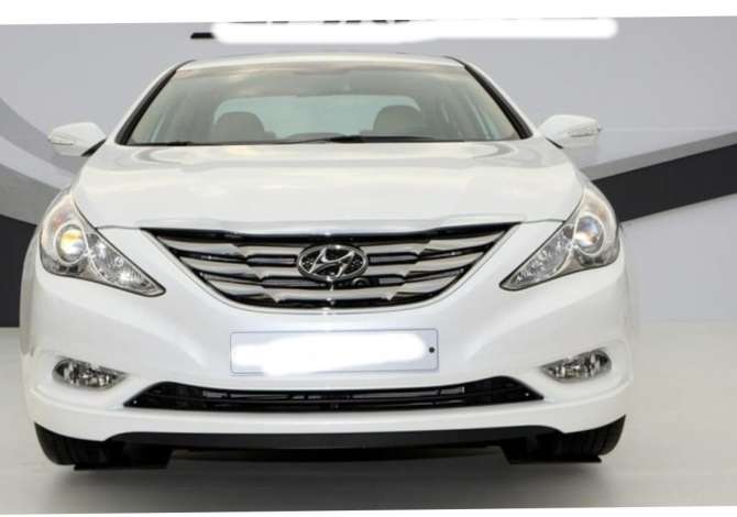 Jepet me qera Hyundai Sonata per vetem 40 euro dita